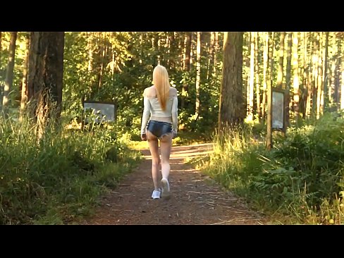 ❤️ Piękna kobieta porusza się powoli, nie naga wideo ❤❌ Porno at pl.sayhentai.ru ☑